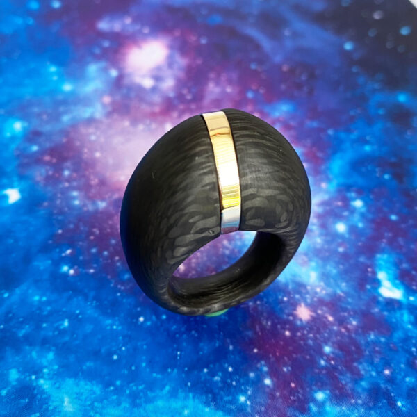 UN-05 Universe Carbon Ring with 750 Yellow Gold